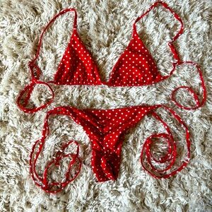 Berry Beachy pika dot bikini
